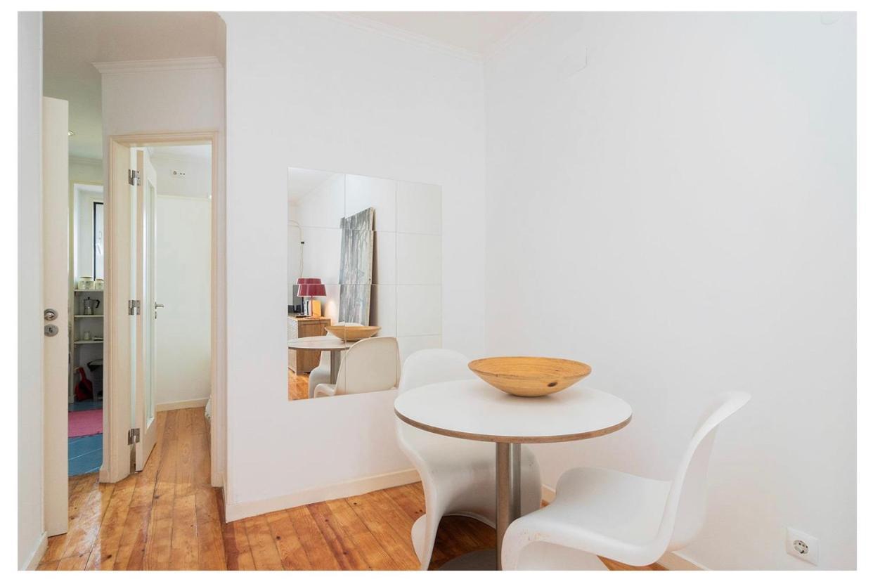 Cosy Alfama Apartment Lisbon Bagian luar foto